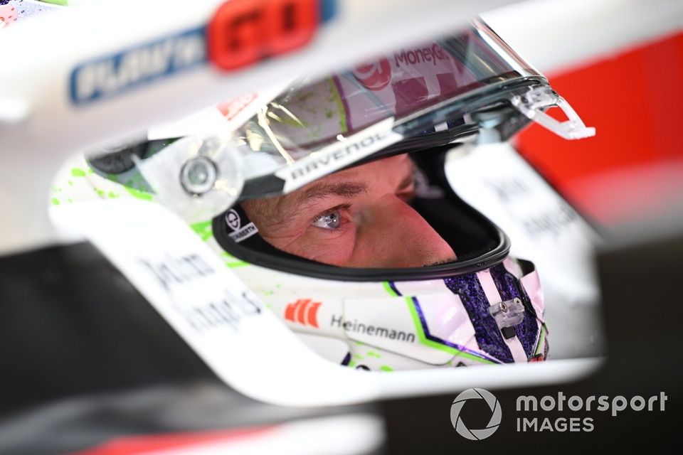 Nico Hulkenberg, Haas F1 Team, in the cockpit 