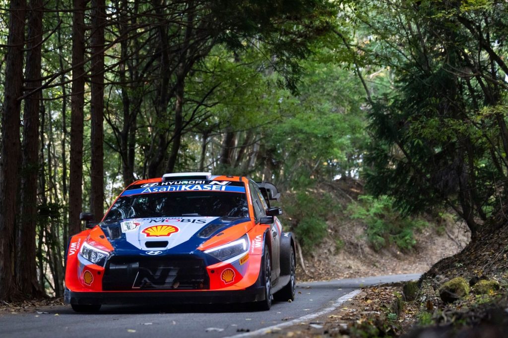 Neuville salvages points in fightback, Tanak extends lead Neuville salvages points in fightback, Tanak extends lead