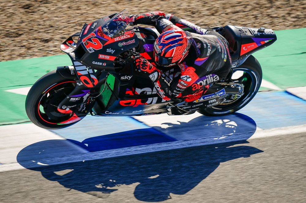 Maverick Vinales, Aprilia Racing