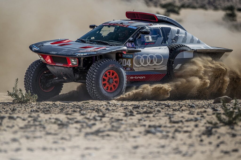 Sainz retakes lead after Al-Rajhi’s retirement Sainz retakes lead after Al-Rajhi’s retirement