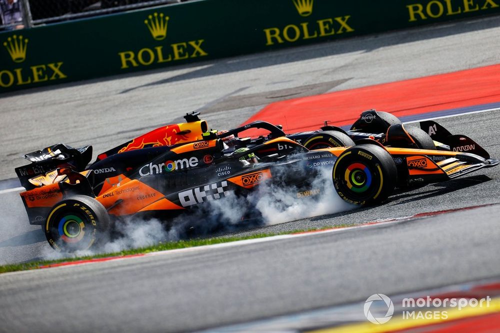 Max Verstappen, Red Bull Racing RB20, Lando Norris, McLaren MCL38, battle for the lead