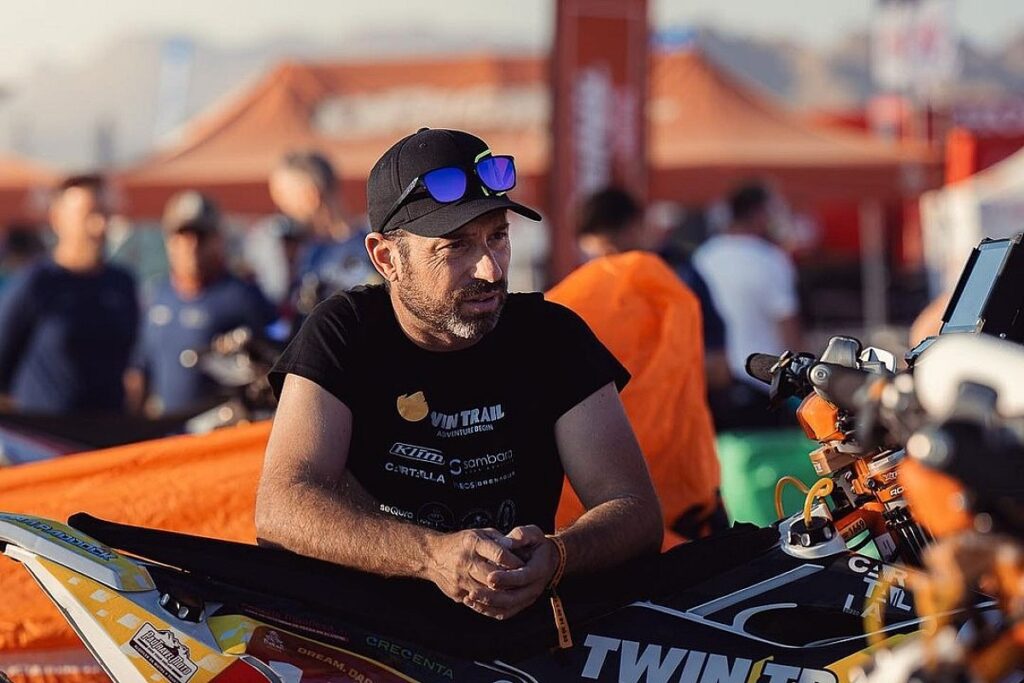 Spanish rider Falcon dies after Dakar crash Spanish rider Falcon dies after Dakar crash