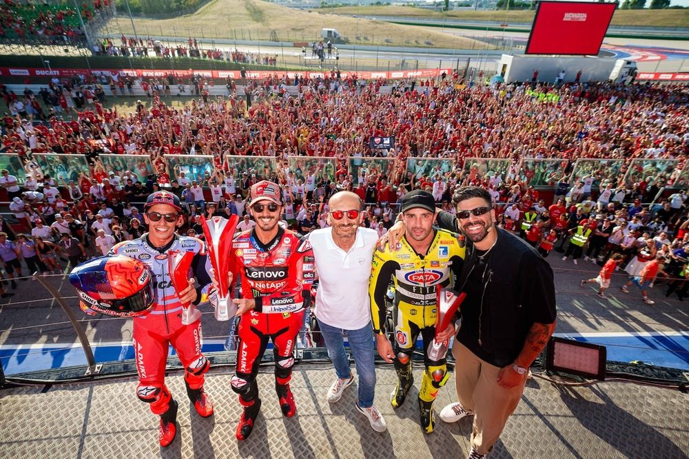 Marc Marquez, Gresini Racing, Francesco Bagnaia, Ducati Team, Claudio Domenicali, CEO Ducati Motor Holding e 	
Andrea Iannone, Team Go Eleven 