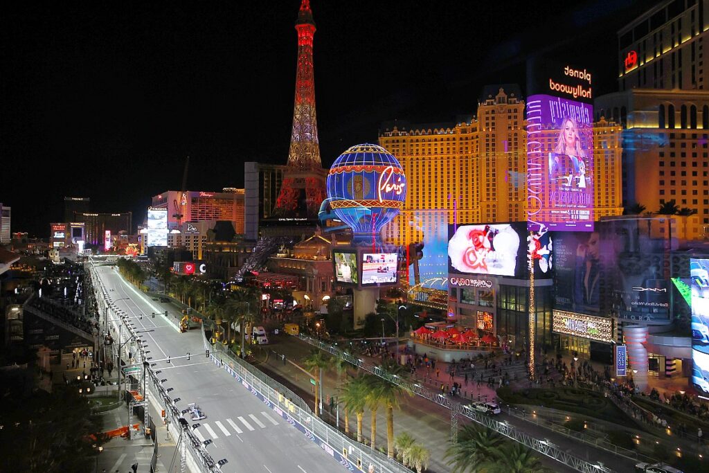 All US F1 races benefit from “outstanding” Las Vegas GP, says Miami boss All US F1 races benefit from “outstanding” Las Vegas GP, says Miami boss