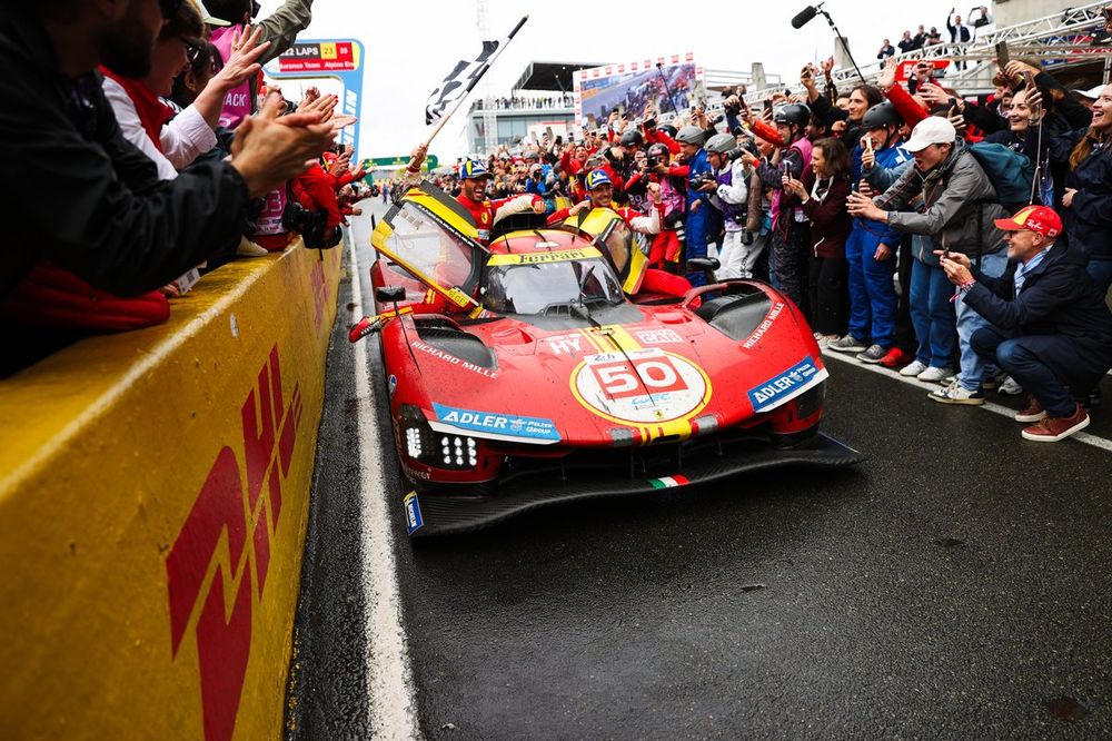 Race winner #50 Ferrari AF Corse Ferrari 499P: Antonio Fuoco, Miguel Molina, Nicklas Nielsen