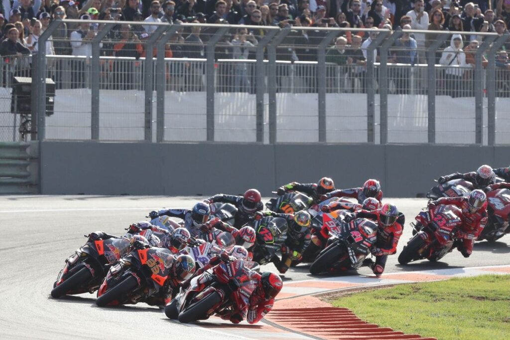 Aprilia hopes 2027 rules can attract new manufacturers to MotoGP Aprilia hopes 2027 rules can attract new manufacturers to MotoGP