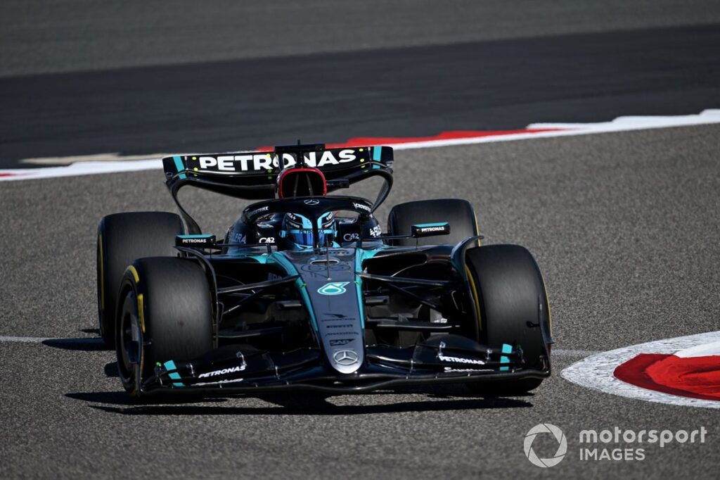 Bouncing main issue with Mercedes W15 F1 car Bouncing main issue with Mercedes W15 F1 car