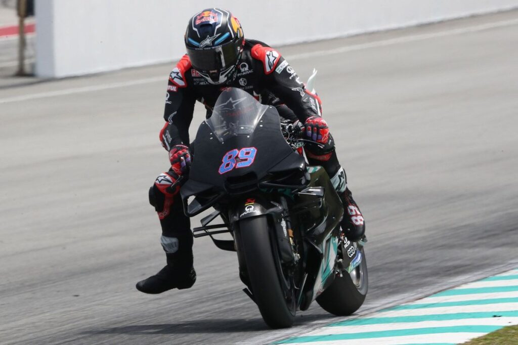 Martin sets the pace for Ducati on opening day Martin sets the pace for Ducati on opening day