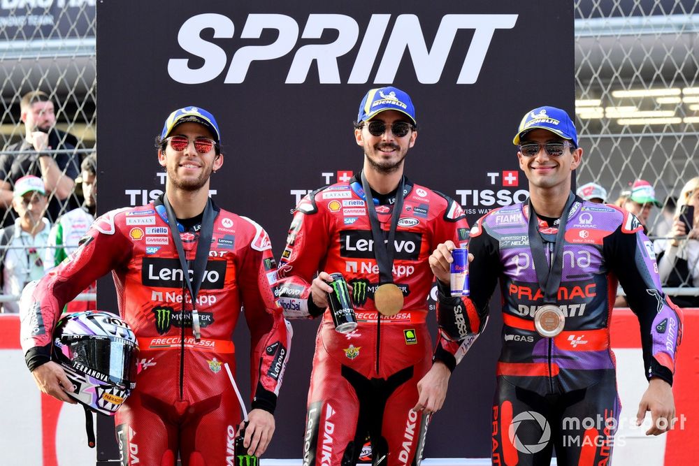 Enea Bastianini, Ducati Team, Francesco Bagnaia, Ducati Team, Jorge Martin, Pramac Racing