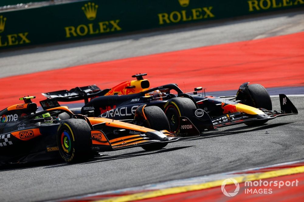 Max Verstappen, Red Bull Racing RB20, Lando Norris, McLaren MCL38, battle for the lead