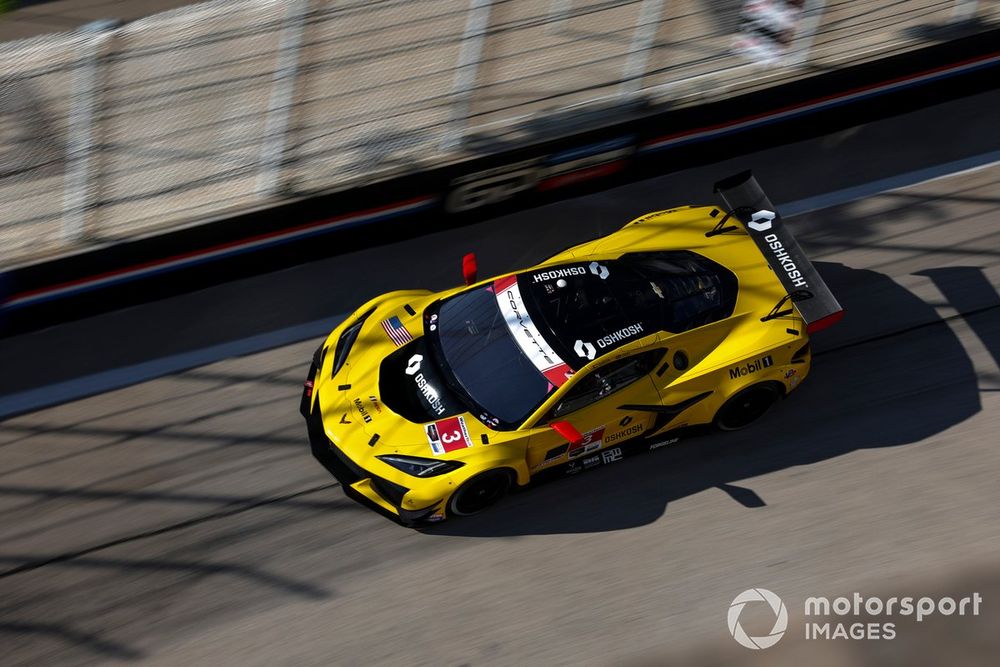 #3 Corvette Racing by Pratt Miller Motorsports Corvette Z06 GT3.R: Antonio Garcia, Alexander Sims