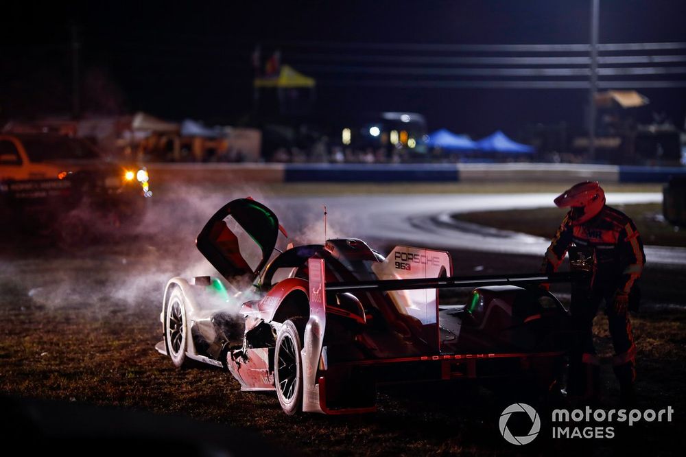 #7 Porsche Penske Motorsport Porsche 963: Matt Campbell, Felipe Nasr, Michael Christensen wrecks in closing moments of Sebring 12 Hours