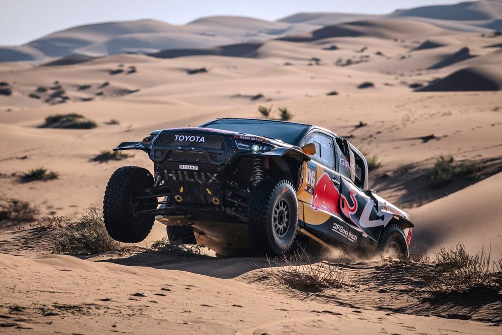 #206 Toyota Gazoo Racing Toyota GR DKR Hilux: Lucas Moraes, Armand Monleon