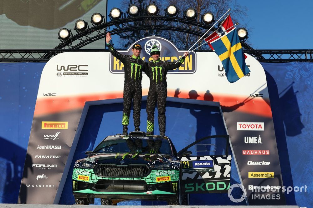 Winner WRC2, Oliver Solberg, Elliott Edmondson, Toksport WRT Skoda Fabia Evo Rally2