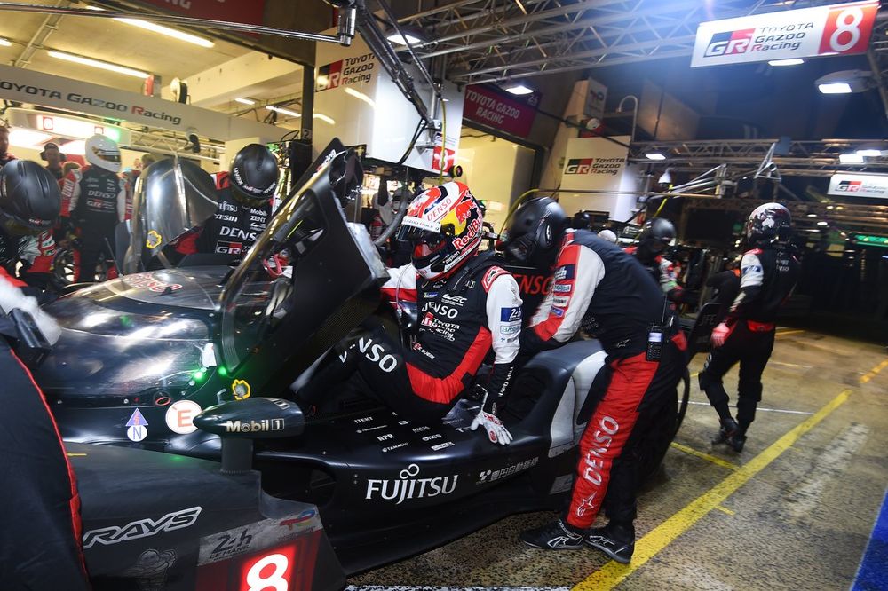 #8 Toyota Gazoo Racing Toyota GR010 - Hybrid: Sebastien Buemi, Brendon Hartley, Ryo Hirakawa